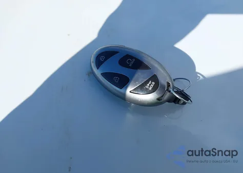 2024 Hyundai Elantra Sel z USA, uszkodzony, nr VIN KMHLM4DG2RU702225